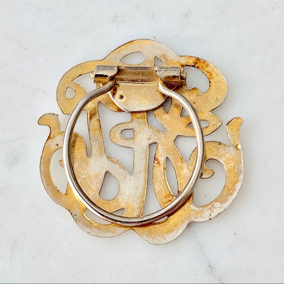 METAL Monogram Clip Pin - Picture 3 of 4